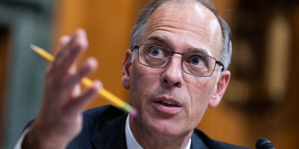 Les prix de l'immobilier vont faiblir à mesure que l'augmentation de l'offre de logements locatifs crée davantage de concurrence sur le marché du logement, selon un éminent économiste.