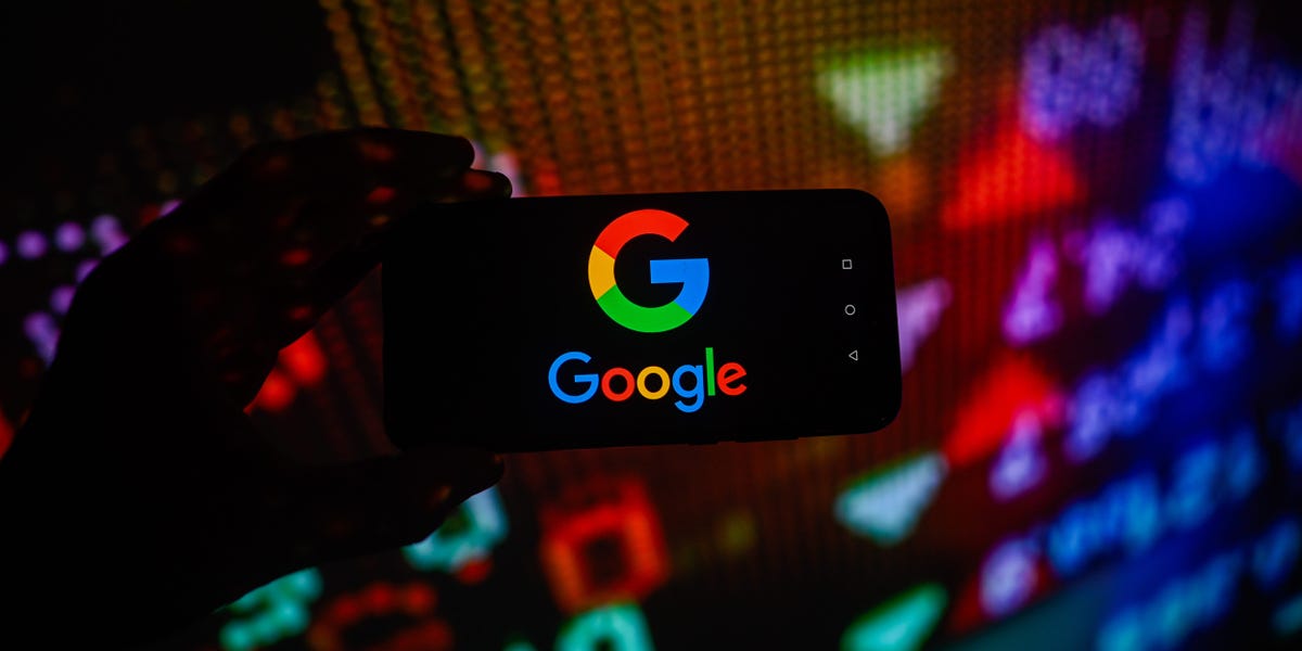 Google a discrètement repoussé le lancement du modèle d'IA de nouvelle génération Gemini à l'année prochaine, selon un rapport.