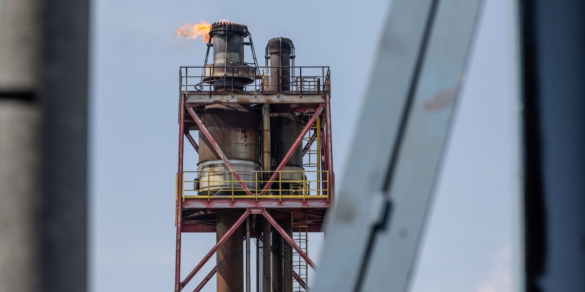 L’Arabie saoudite réduit les prix du pétrole vers l’Asie alors que les exportations américaines en plein essor ajoutent à la concurrence