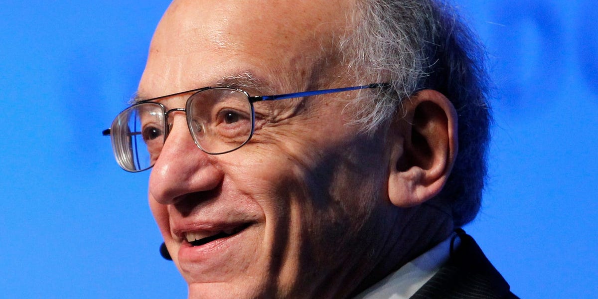 Le "Magicien de Wharton" affirme que les actions vont bondir l'année prochaine à mesure que les craintes économiques s'estompent - et une nouvelle confiance dans la Fed explique le dernier rallye du marché