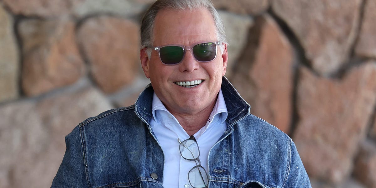 Le PDG de Warner Bros. Discovery, David Zaslav, prépare une autre fusion qui bouleverserait Hollywood, mais un accord avec Paramount ne résoudra pas les malheurs des deux sociétés.