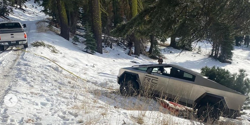 Le service forestier américain affirme que la vidéo virale bloquée du Cybertruck de Tesla pourrait être une précieuse opportunité d'apprentissage