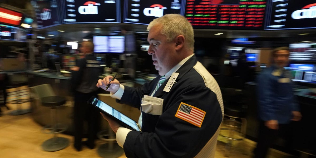 Les actions américaines reculent alors que le rallye du marché s'arrête après 5 semaines consécutives de gains