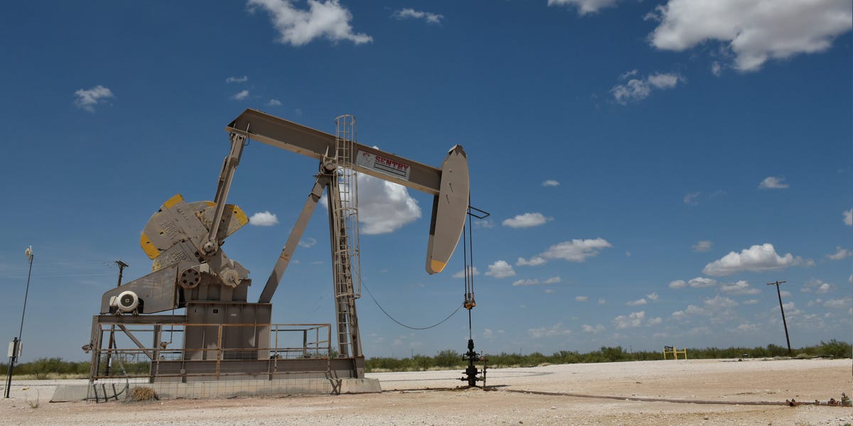 Les exportations américaines de brut atteignent un niveau record dans un contexte de guerre des parts de marché avec l'OPEP
