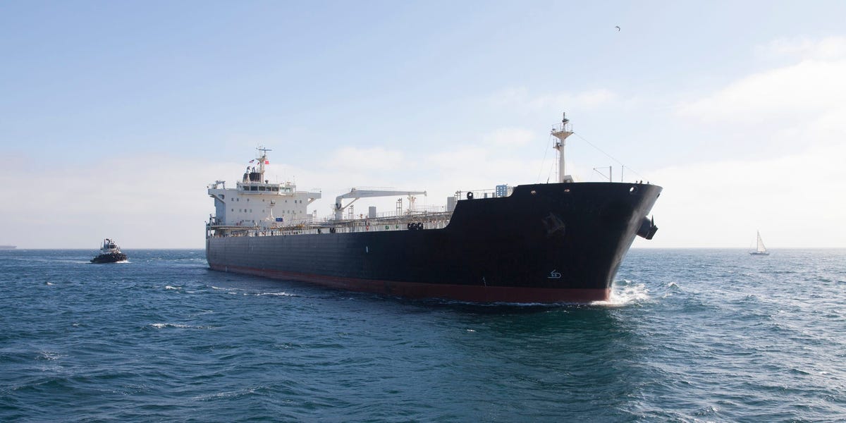 Les prix du pétrole pourraient s'effondrer de 50 % si l'OPEP+ laisse la production augmenter et ne prolonge pas les réductions jusqu'en 2024, selon le responsable de la recherche sur les matières premières de Citi.