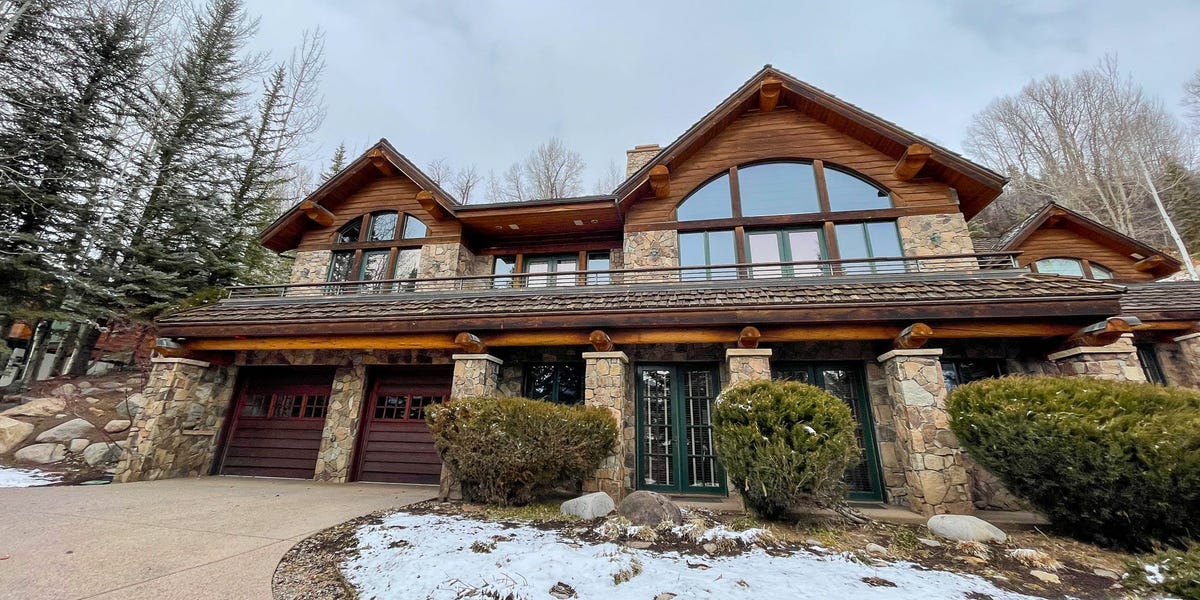 Des taux d'intérêt à la demande de logements, voici comment le marché immobilier se développera en 2024, selon LendingTree