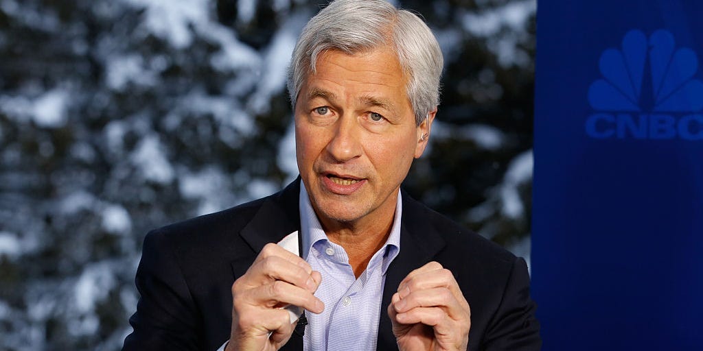 Jamie Dimon qualifie le bitcoin de « animal de compagnie » qui ne fait rien et jure qu'il a fini de parler de la crypto-monnaie