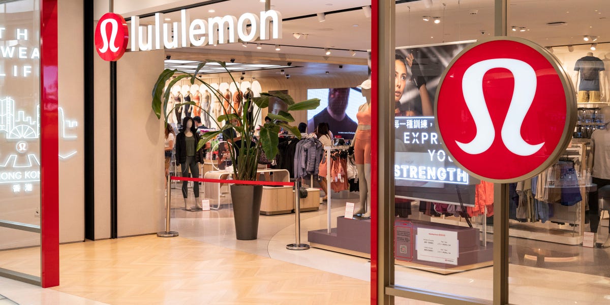 Le fondateur de Lululemon dit qu'il n'est pas d'accord avec « toute la diversité et l'inclusion » de l'entreprise