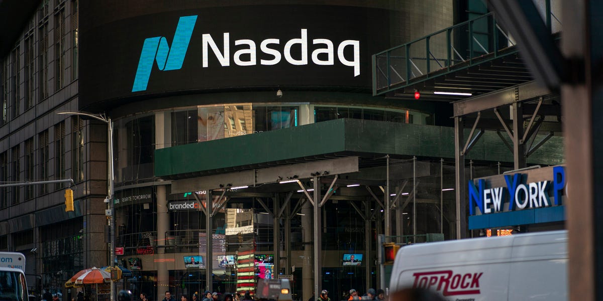 Les actions chinoises cotées aux États-Unis s'effondrent à leur plus bas niveau depuis dix ans alors que les inquiétudes concernant la deuxième économie mondiale s'accentuent