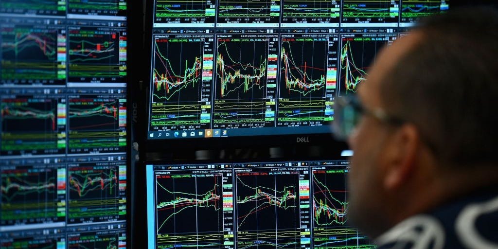 Marché boursier aujourd'hui : les contrats à terme américains glissent en raison des doutes sur les taux et des craintes sur la croissance chinoise