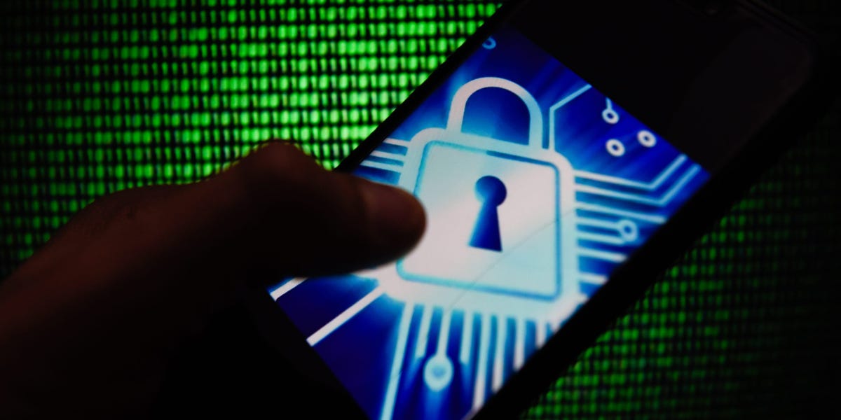 Une tendance Instagram apparemment innocente pourrait être un cadeau pour les pirates, selon un expert en cybersécurité, mais les utilisateurs ne veulent pas l'entendre