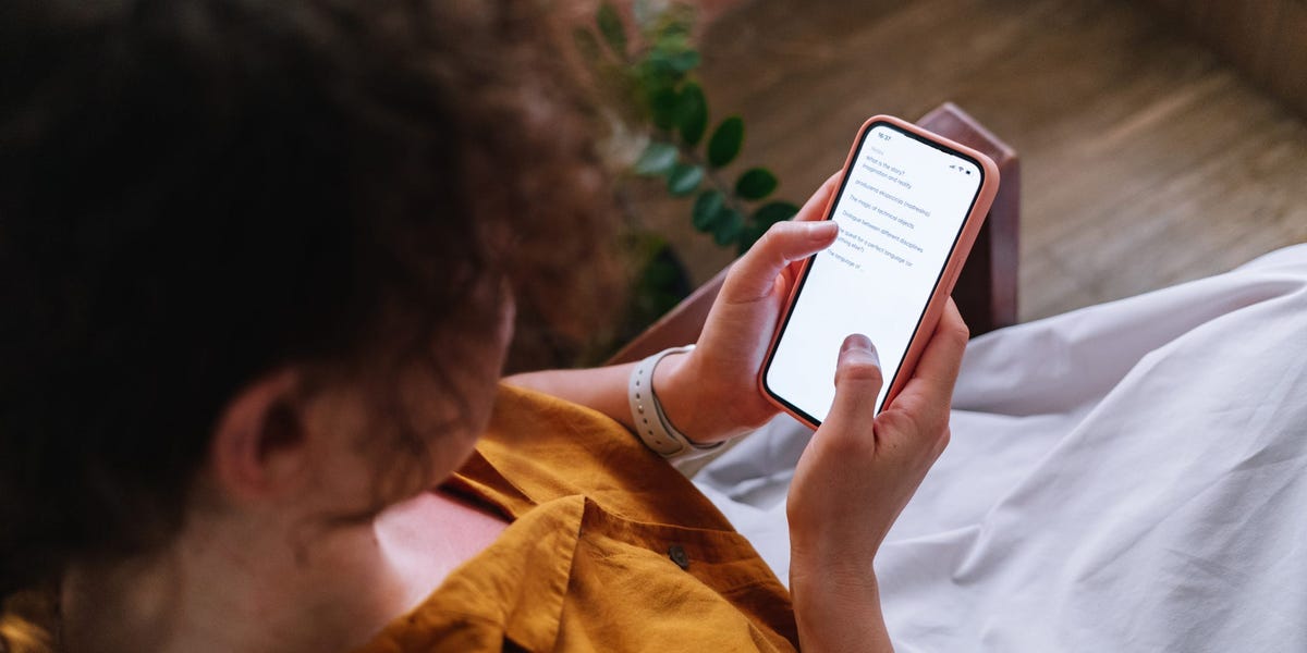 Vous pourriez gagner 10 000 $ si vous acceptez de garder votre smartphone enfermé dans une boîte pendant un mois