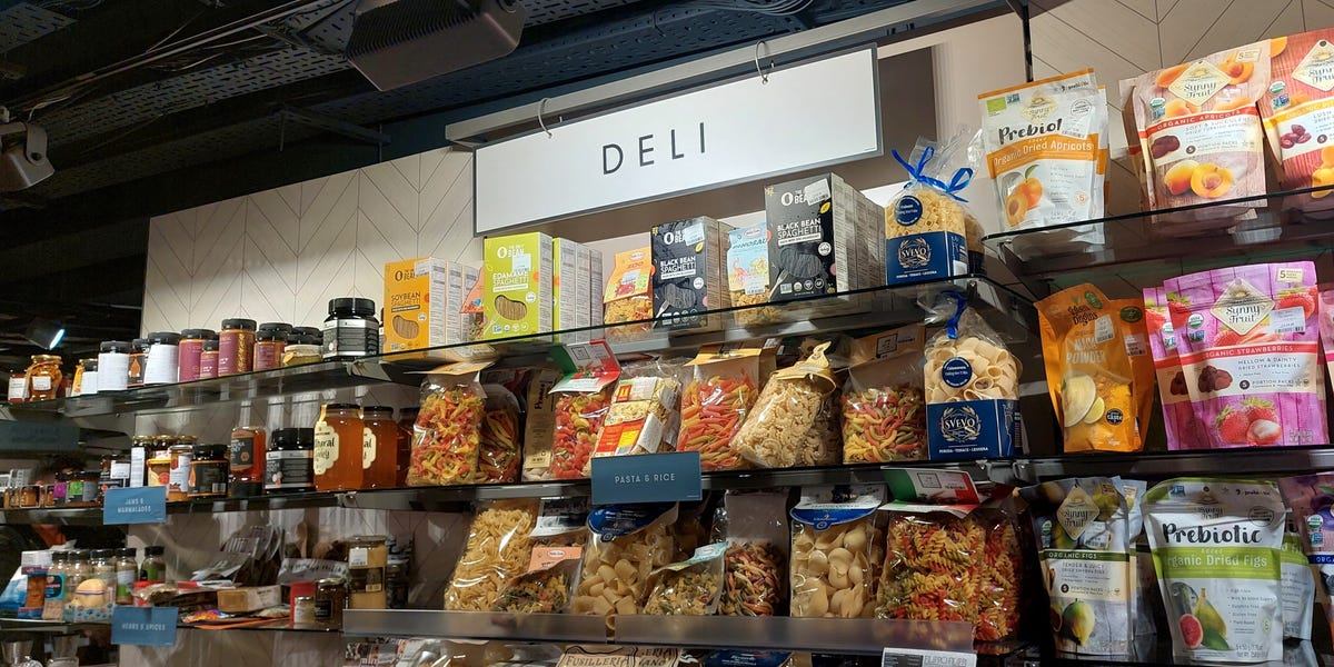 Comment le rayon alimentaire polarisant de TJ Maxx incite les acheteurs à dépenser plus