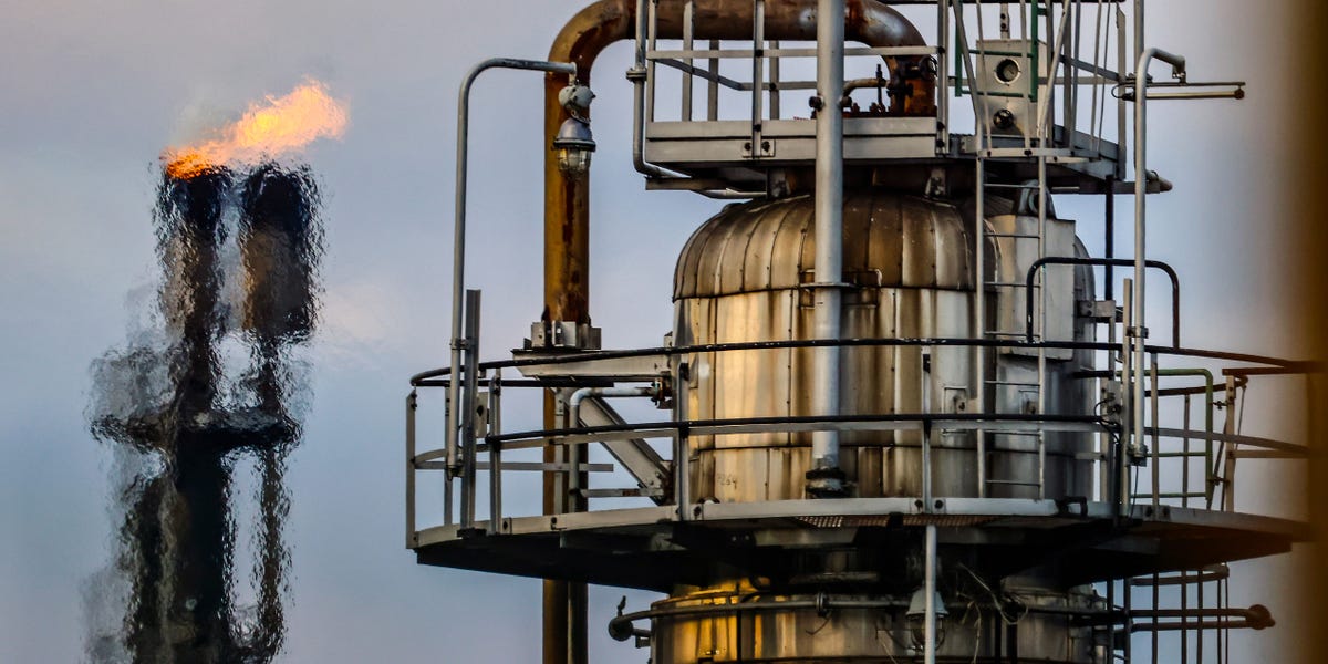 La Russie interdirait les exportations d'essence pendant 6 mois pour compenser la demande « excessive » de produits bruts.