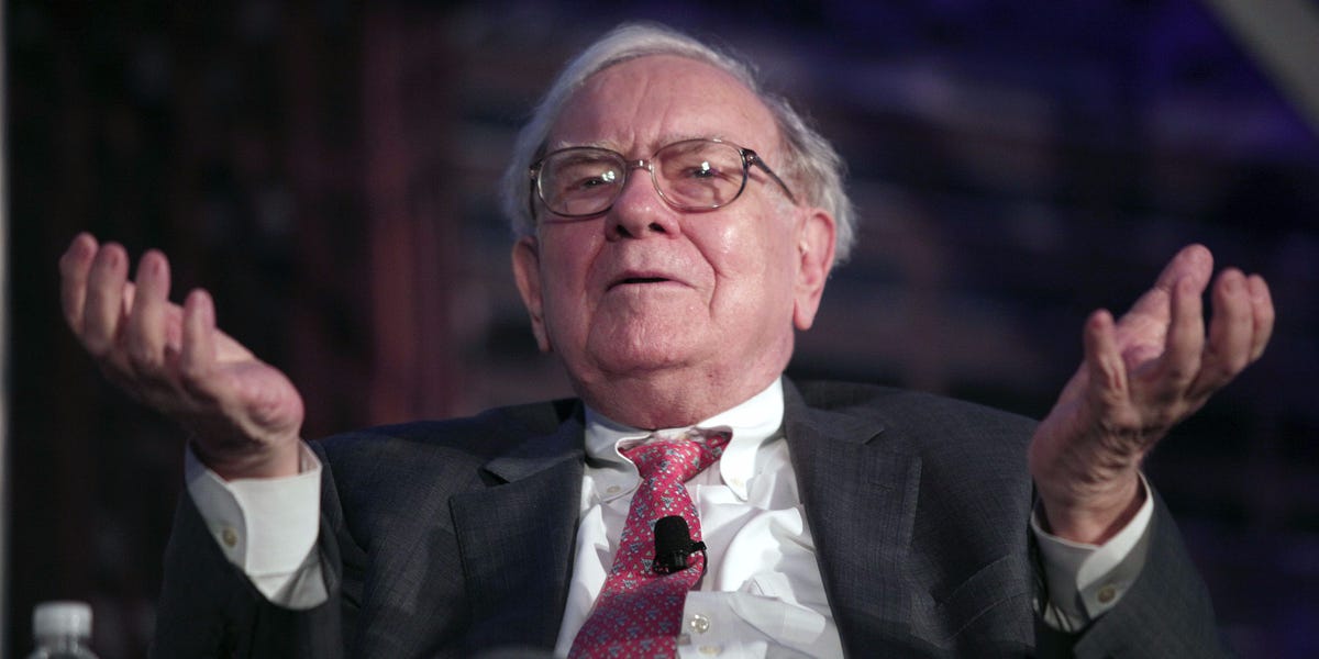 La montagne de liquidités de Warren Buffett atteint un niveau record de 168 milliards de dollars alors que Berkshire Hathaway peine à trouver de bonnes affaires