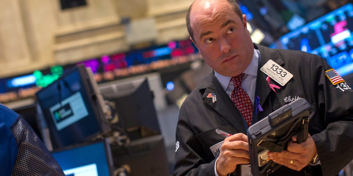 Les actions américaines s'échangent en légère baisse alors que les investisseurs attendent de nombreuses données économiques