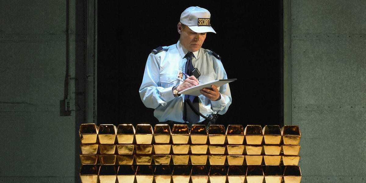 Marché boursier aujourd'hui : l'or atteint un nouveau sommet et les contrats à terme américains font du surplace alors que les traders attendent plus de clarté sur les taux de la part de Powell