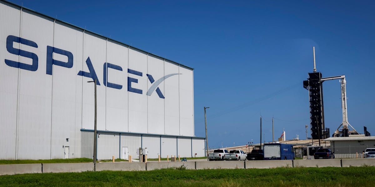 Un nouveau fonds qui permet d'investir dans des entreprises technologiques privées comme SpaceX et OpenAI a vu sa valeur marchande grimper jusqu'à 818 % en 2 semaines.