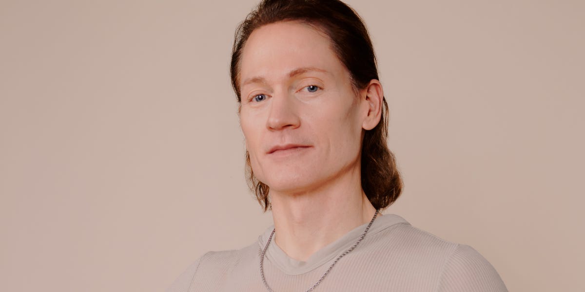 Bryan Johnson, fanatique de la longévité, déclare que « le sommeil est le nouveau café »