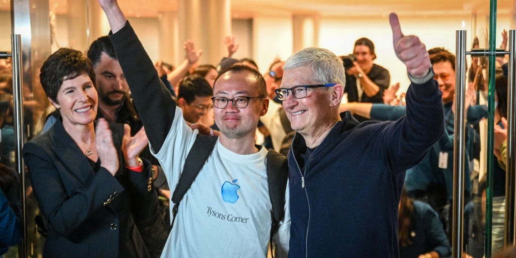 Le rachat d'actions record de 110 milliards de dollars par Apple est supérieur à celui de Boeing, Airbnb et Chipotle