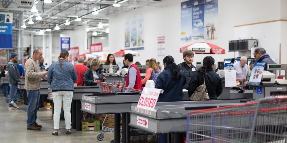 Les investisseurs devraient se concentrer sur les secteurs défensifs comme les biens de consommation de base, car les données macroéconomiques envoient des signaux mitigés sur l'économie, selon Morgan Stanley.