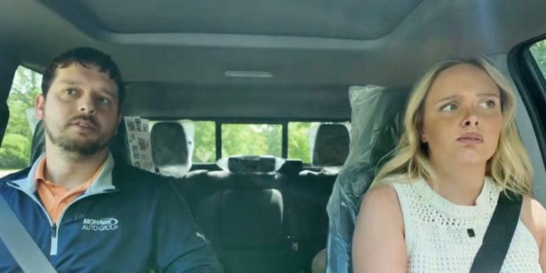 Je suis ravi de la parodie de « The Office » de ce concessionnaire automobile