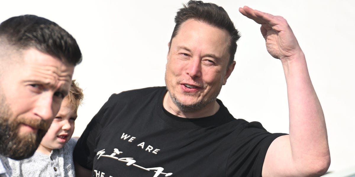 Tesla gagne de l'argent avec des voitures que ses concurrents ne vendent pas