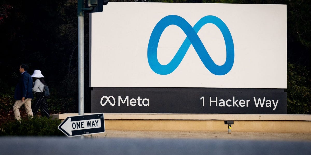 Bourse aujourd'hui : les indices chutent après les résultats de Meta et les nouvelles données du marché du travail