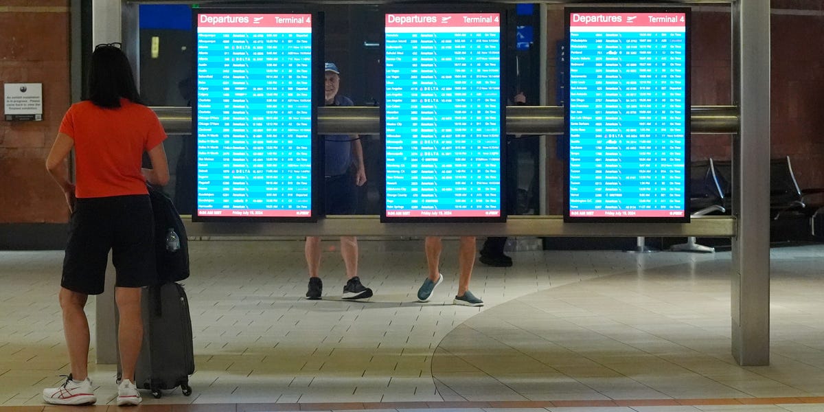 CrowdStrike étend les pertes après la panne à 34 % selon un rapport Delta a engagé un avocat pour demander une indemnisation