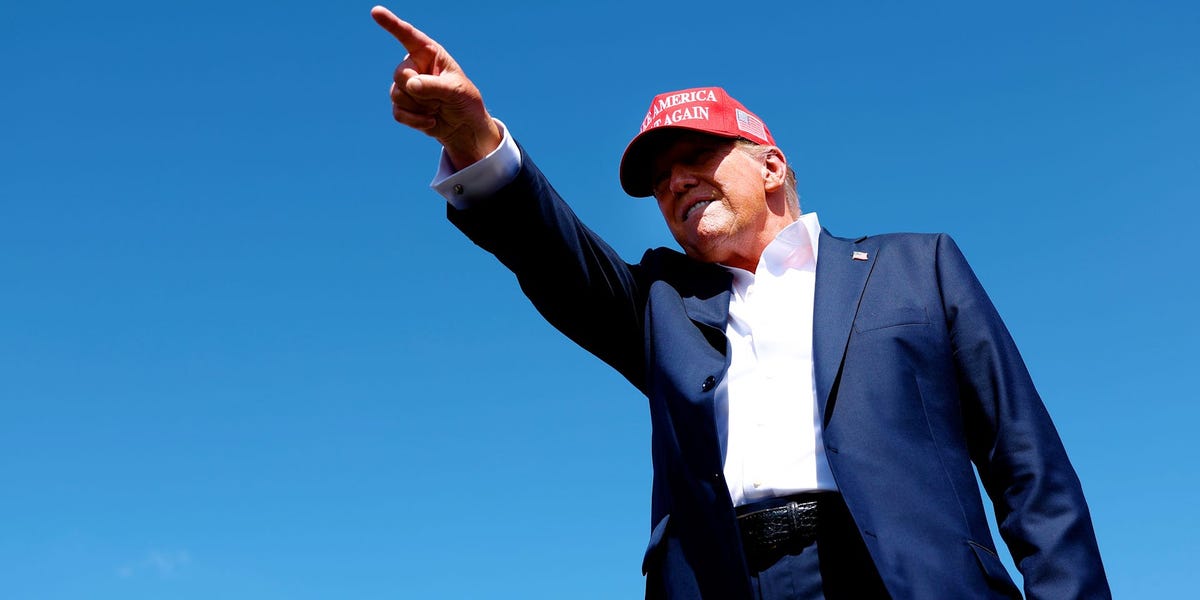 Le Bitcoin pourrait grimper de 59% à 90 000 dollars d'ici la fin de l'année si Donald Trump remporte les élections, selon un analyste de Wall Street