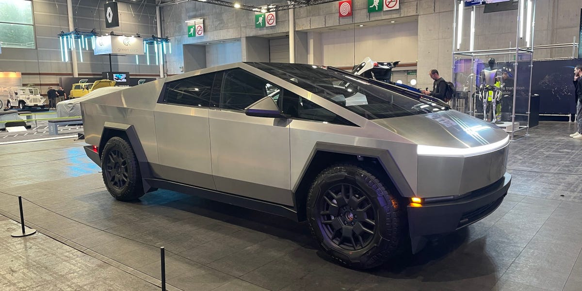 J'ai vu le Tesla Cybertruck pour la première fois. Cela a époustouflé mon petit esprit européen.