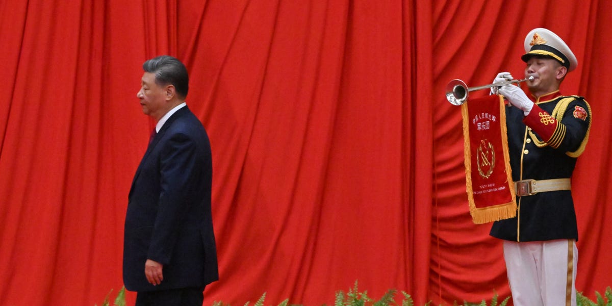 La croissance chinoise s'essoufflera l'année prochaine malgré les efforts de relance, et ses problèmes pèseront sur les économies voisines, selon la Banque mondiale