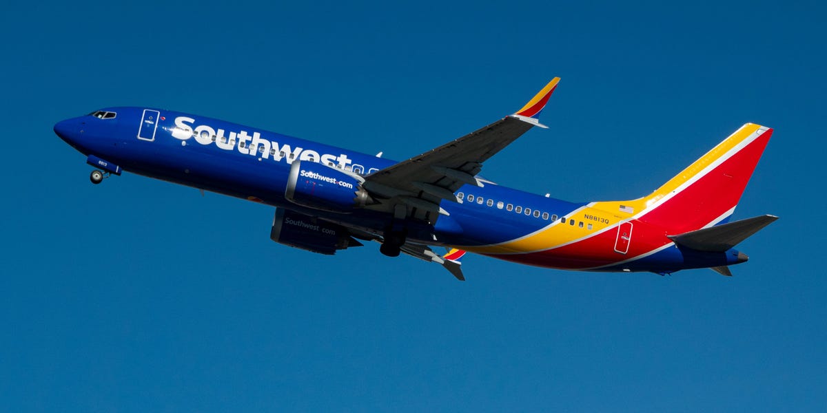 Boeing fait face à de nouveaux retards dans la livraison des nouveaux avions 737 Max alors que le régulateur examine le problème du moteur