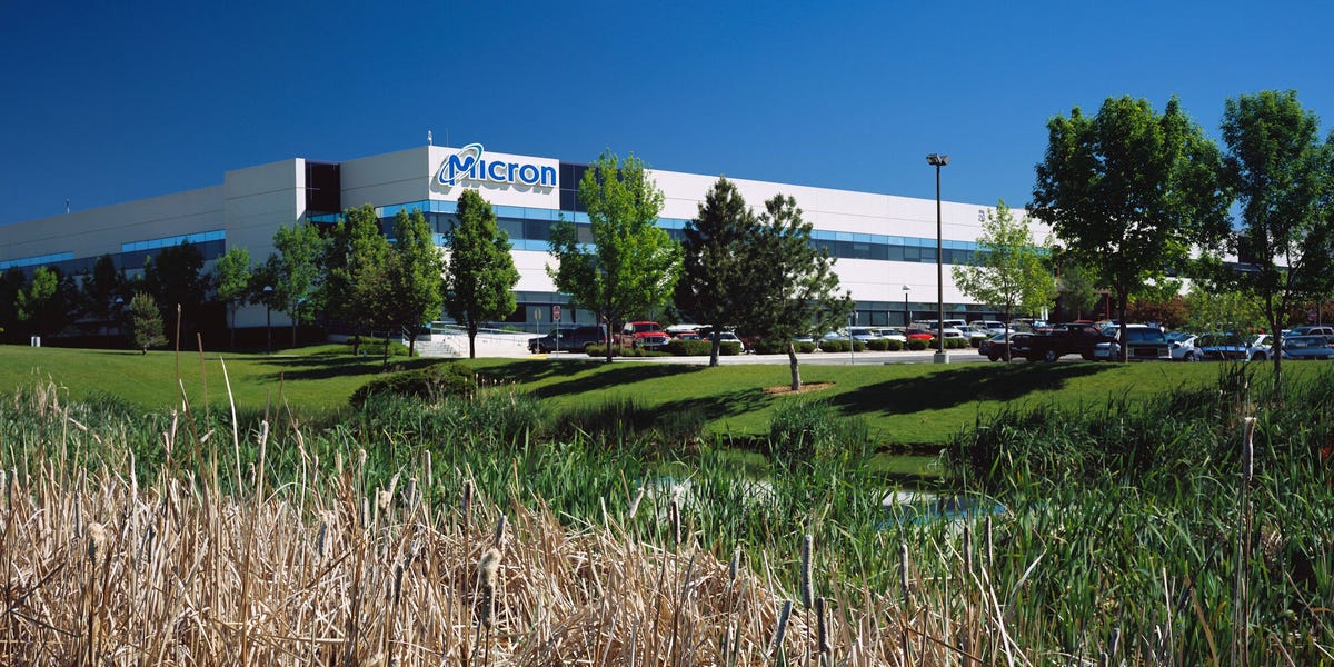 L'action Micron chute de 17 % suite à l'avertissement d'une demande plus faible de puces grand public