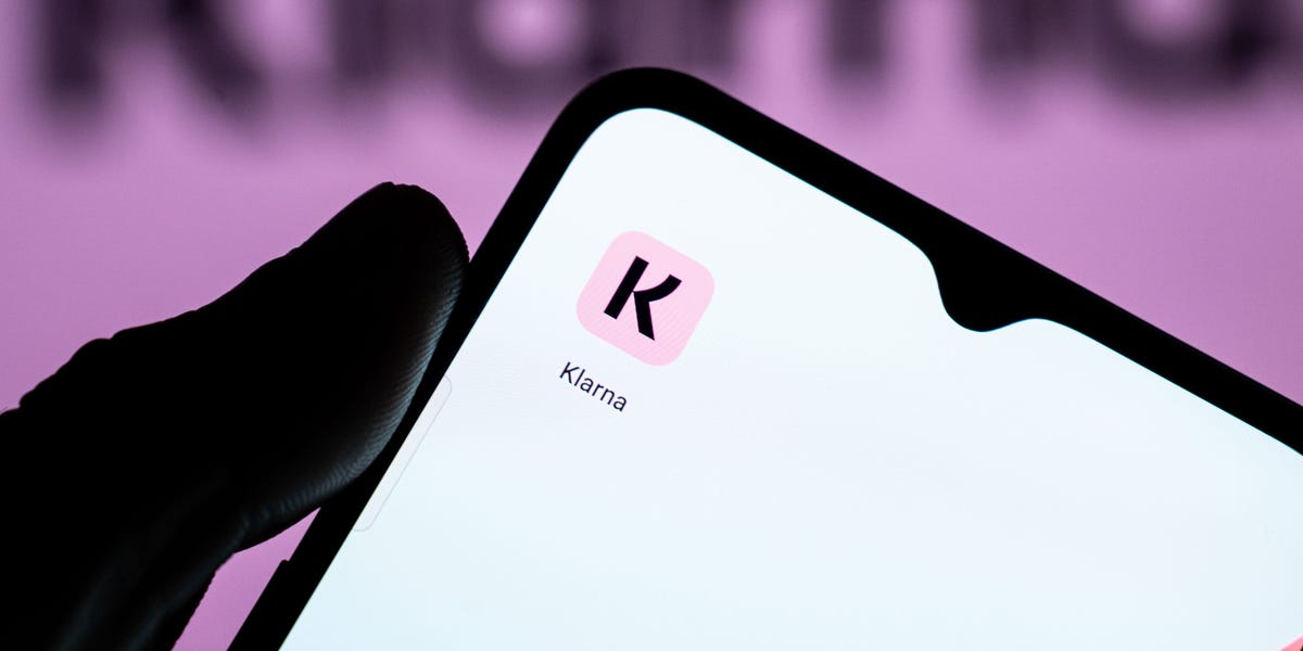 Le PDG de Klarna affirme que l'entreprise a arrêté d'embaucher il y a un an parce que l'IA « peut déjà faire tout le travail »