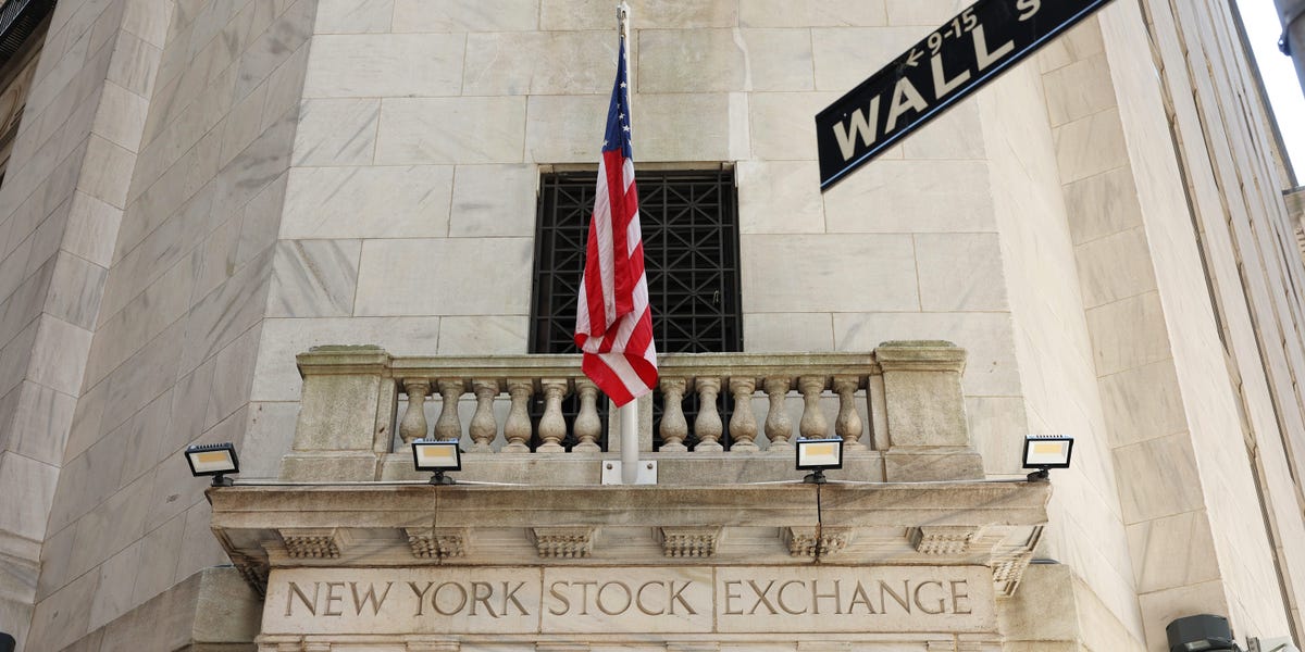 Le S&P 500 grimpera de 10 % à 6 600 l'année prochaine alors que les bénéfices et l'économie resteront solides, selon Barclays.
