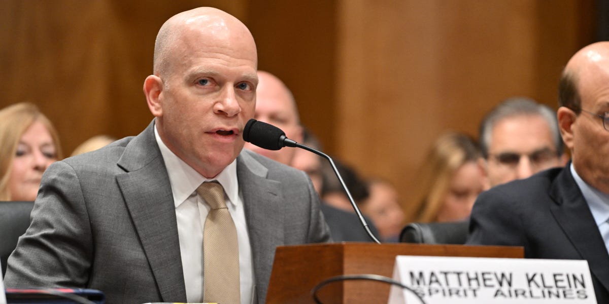 Le dirigeant de Spirit accuse les autres compagnies aériennes d'être responsables de la pénurie de pilotes "fabriqués" et affirme que certains souhaitent que le transporteur cesse ses activités