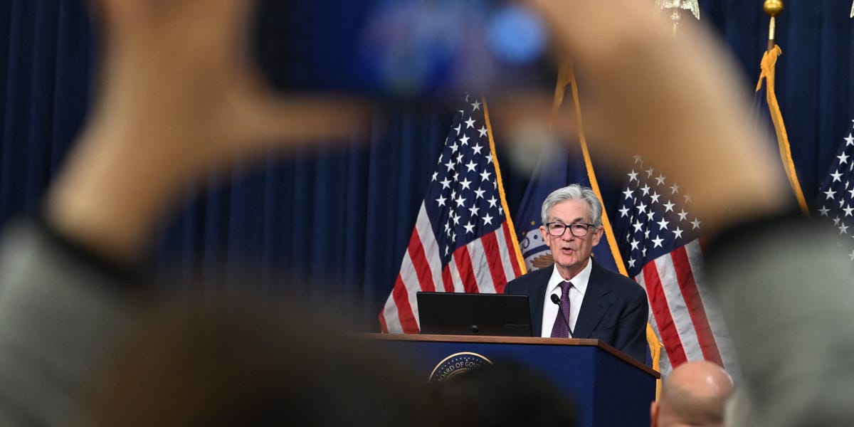 Marché boursier aujourd'hui : le Dow Jones chute de 1 123 points et les rendements obligataires montent en flèche alors que les marchés ajustent leurs perspectives de taux après la réunion de la Fed