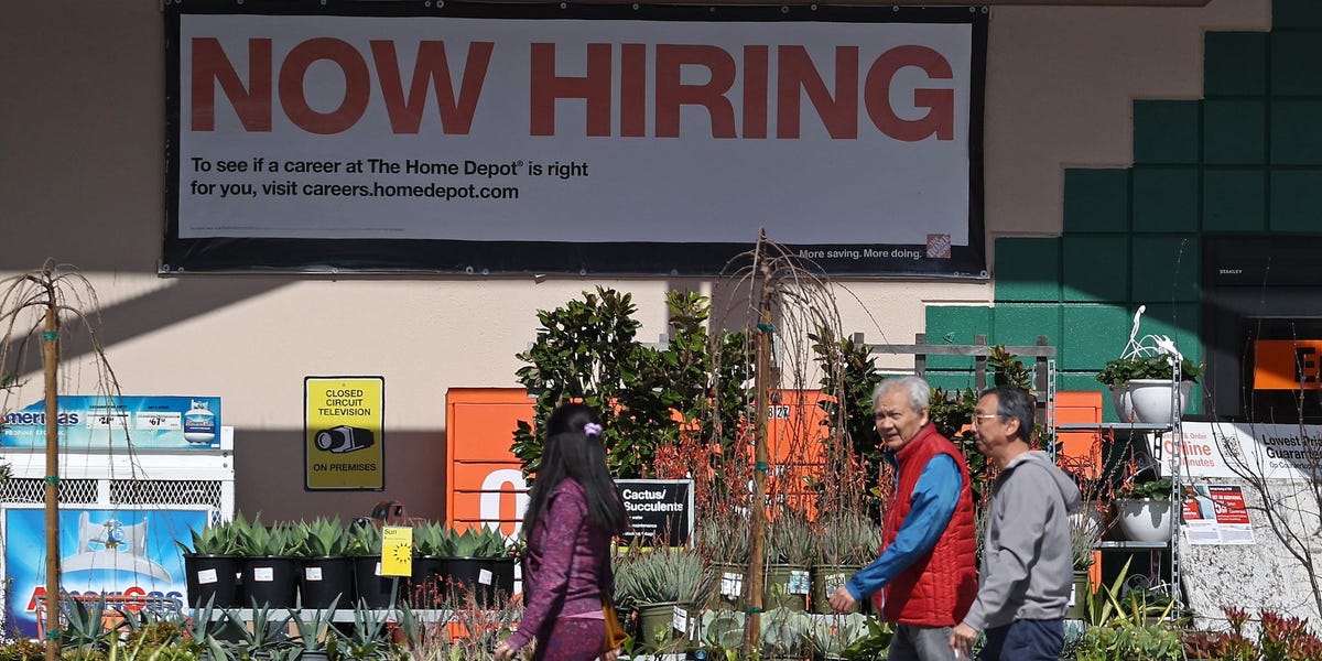 Marché boursier aujourd'hui : les indices augmentent alors que les chances de baisse des taux augmentent après le rapport sur l'emploi