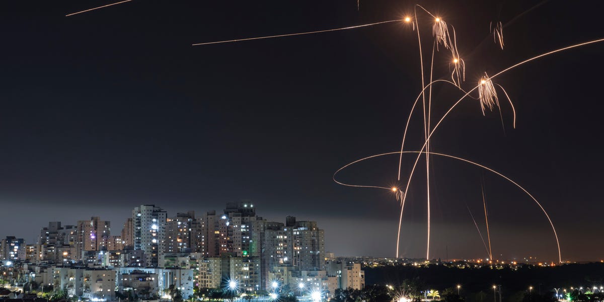 Un petit titre de technologie financière est en hausse de 4 700 % en 2 jours après avoir pris une participation dans une société impliquée dans le système de missile israélien Iron Dome