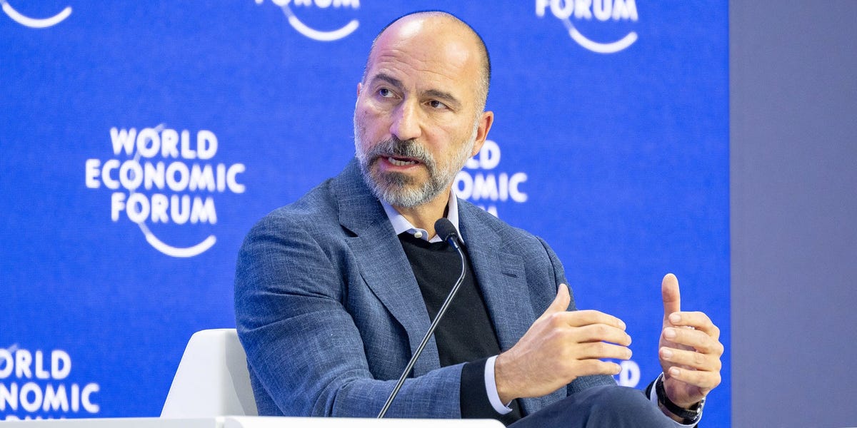 Le PDG d'Uber s'adresse à l'éléphant dans la pièce: Qu'arrive-t-il aux chauffeurs Uber humains une fois que la robotaxie arrivera?