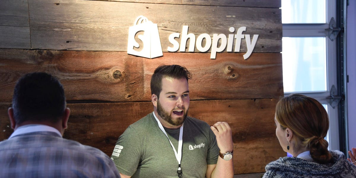 Les licenciements discrets de Shopify se poursuivent parmi les employés du service client