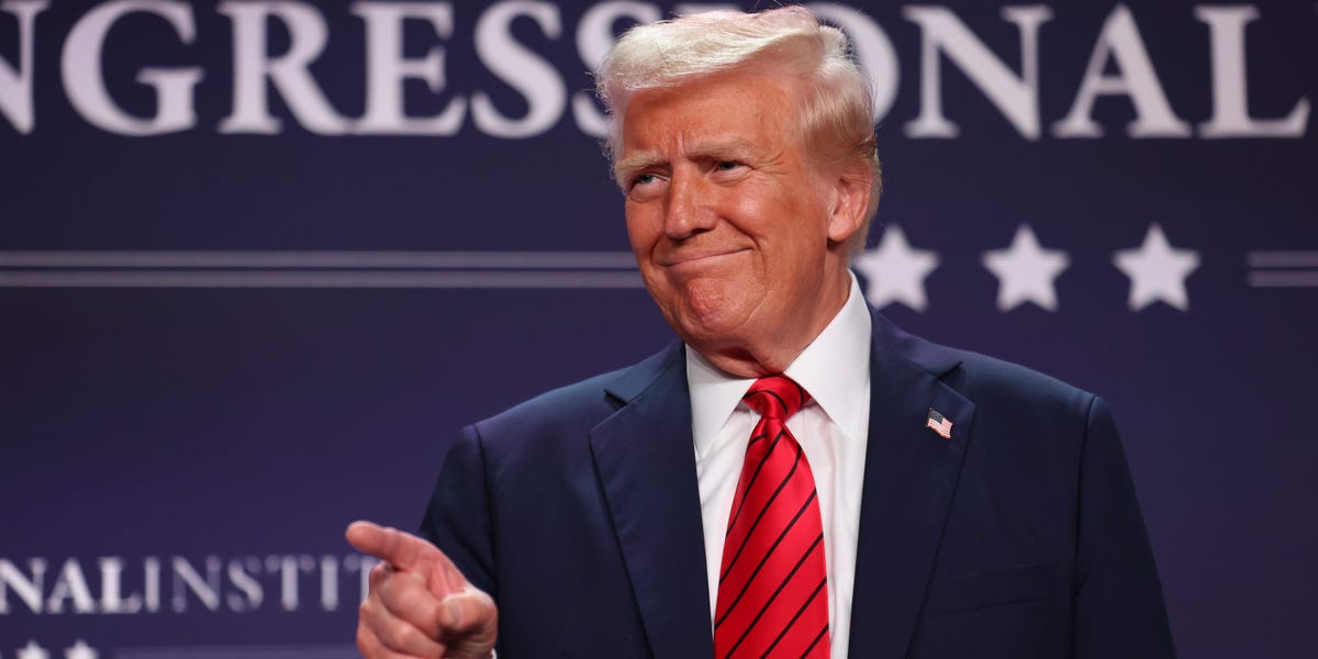 Trump a parlé une participation du gouvernement américain dans Tiktok. Les analystes juridiques disent que cela pourrait être un cauchemar logistique.