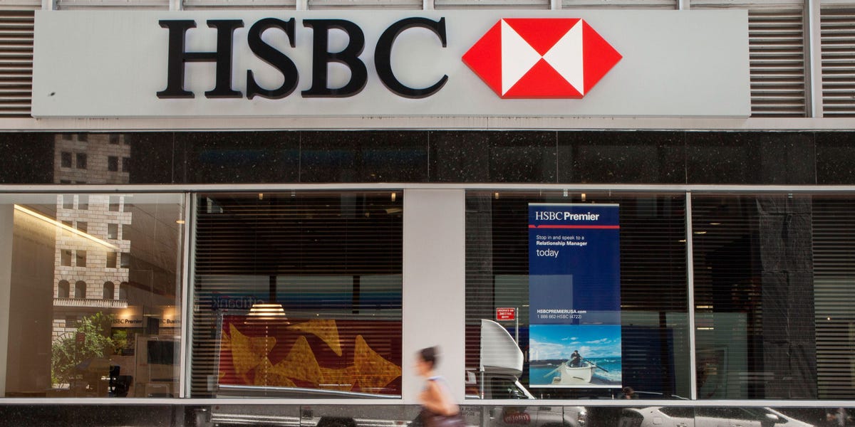 HSBC dévoile les réductions de coûts dans le disque pour créer une banque «plus agile et plus focalisée»