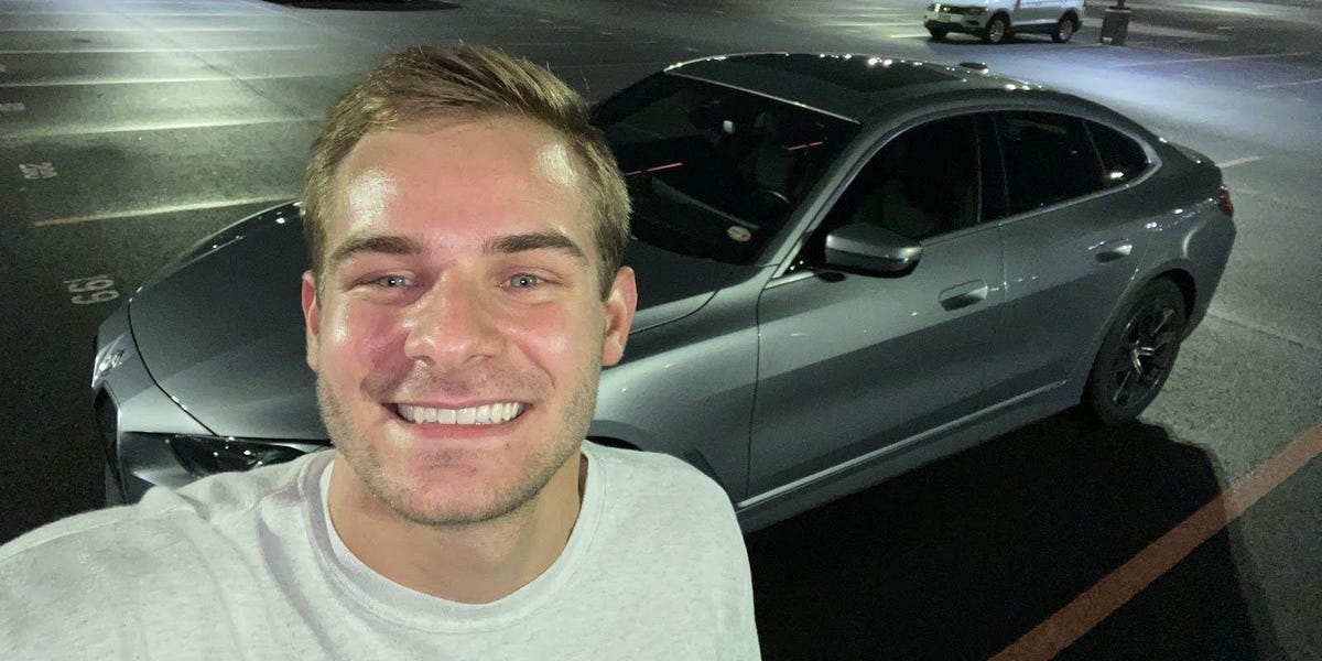 J'ai testé une BMW I4 contre mon Tesla Model 3. C'est élégant et rapide mais ne vaut pas la valeur des prix.