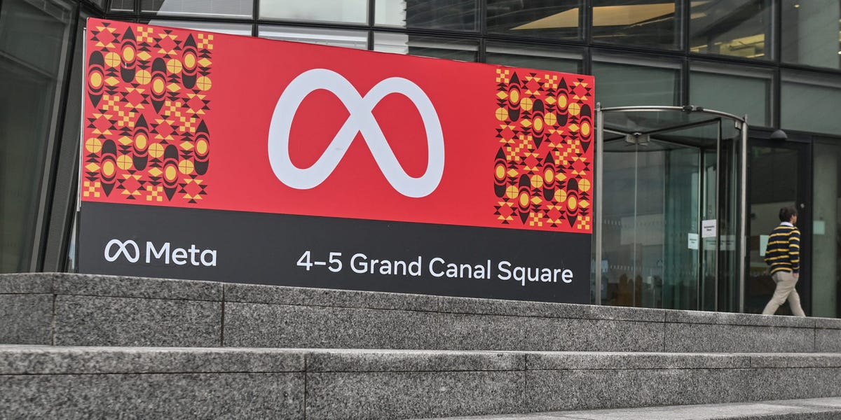 Je n'ai eu que des revues de performances positives pendant 2 ans à Meta. J'ai toujours été licencié comme un «faible interprète».