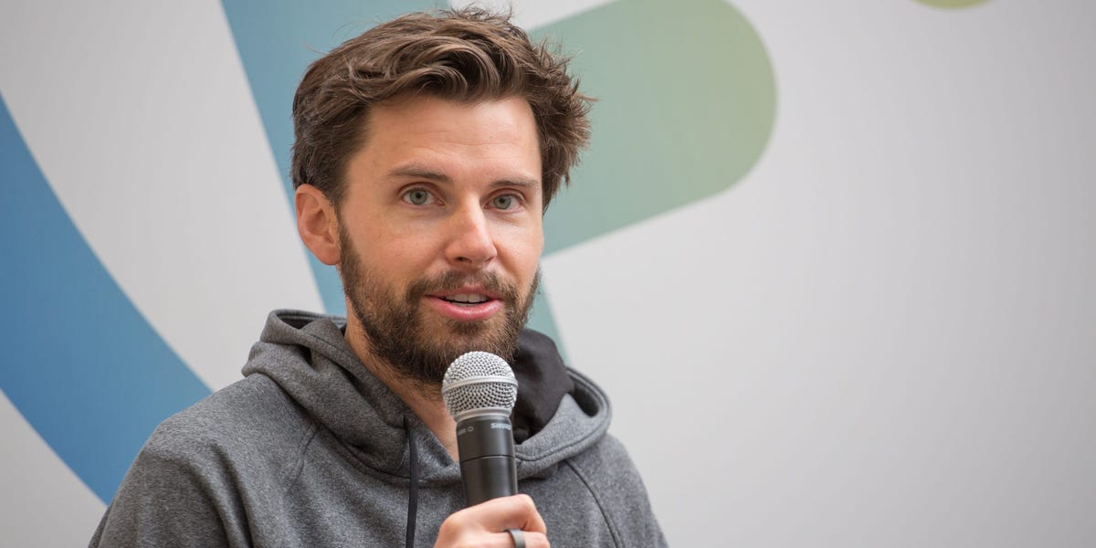 Le PDG de Hinge dit que la datation n'est pas quelque chose que les gens devraient déléguer à l'IA