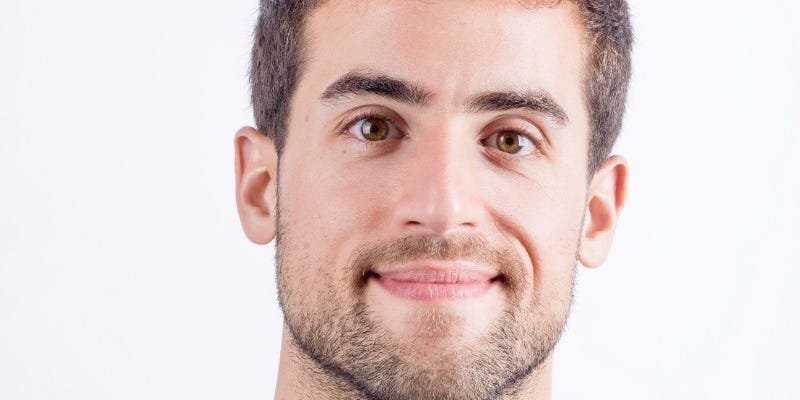 Le fondateur et PDG d'OpenWeb est de retour à la société technologique dans un rôle de conseiller après une bataille de salle de conférence désordonnée