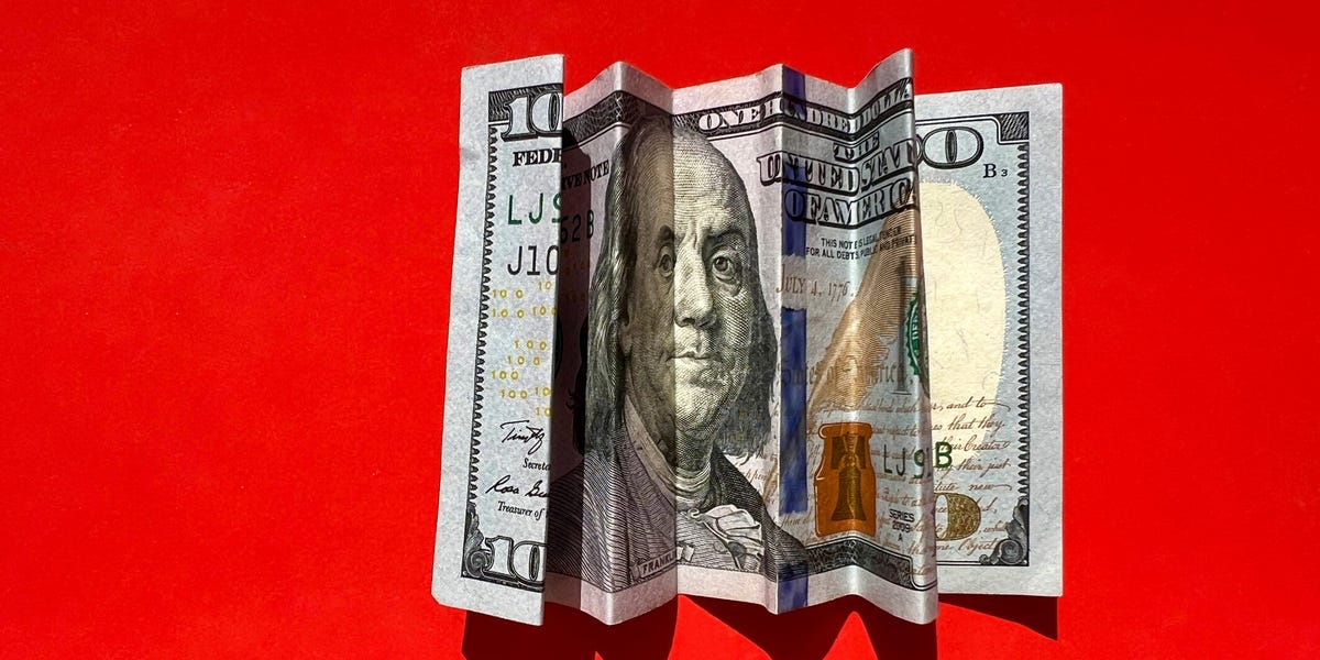 Les 0,01% les plus riches tirent des gestionnaires actifs et indexent ou font des paris à contre-courant, explique Neuberger Berman de 500 milliards de dollars. Voici ce qu'ils achètent.