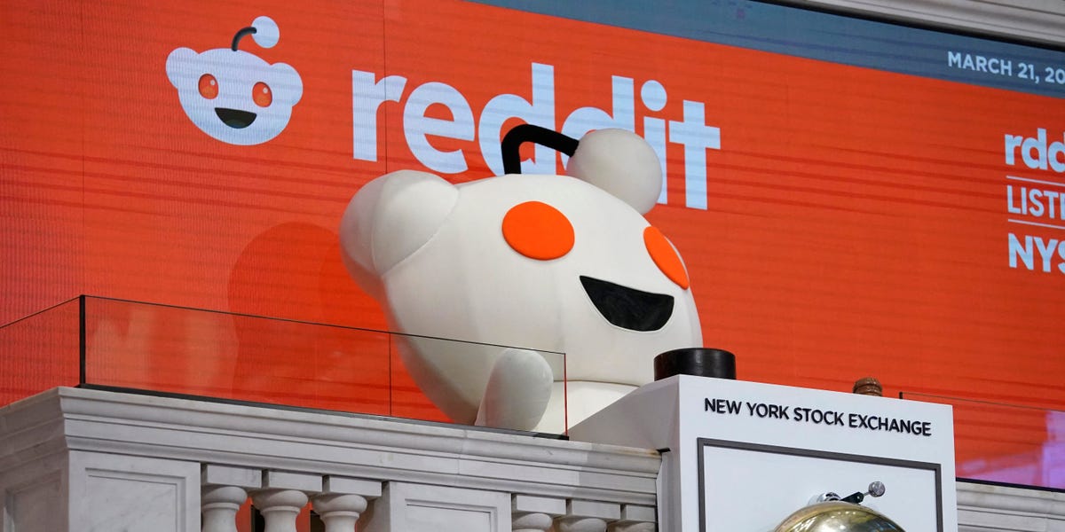 Les actions de Reddit baissent de 15% après que le PDG a déclaré qu'un algorithme Google modifierait le trafic